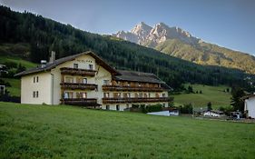 Hotel Wiesenhof